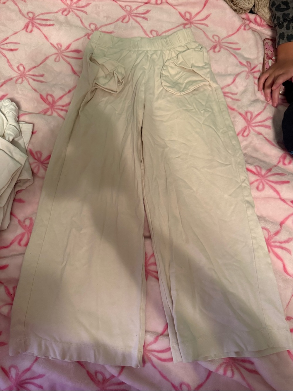 Zara Cream Wide-Leg Jeans with Pocket Detail